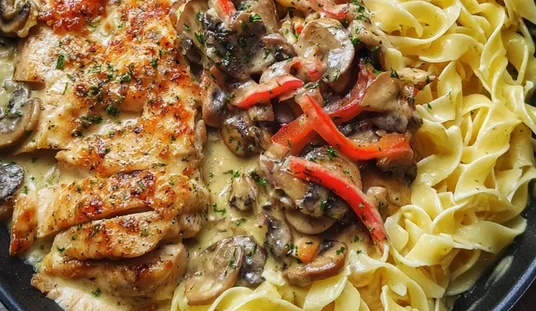 Cremige Pasta mit Hähnchen