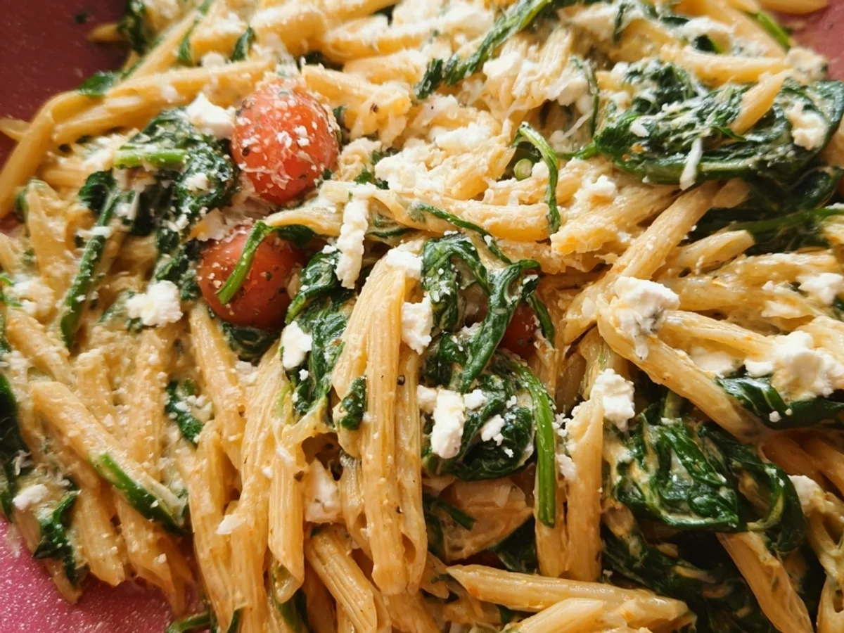 One Pot Feta-Spinat Pasta: Schnell & Sättigend - Bild 1