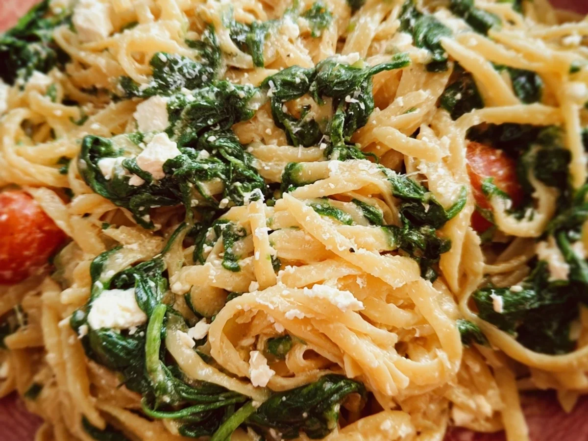 One Pot Feta-Spinat Pasta: Schnell & Sättigend - Bild 2