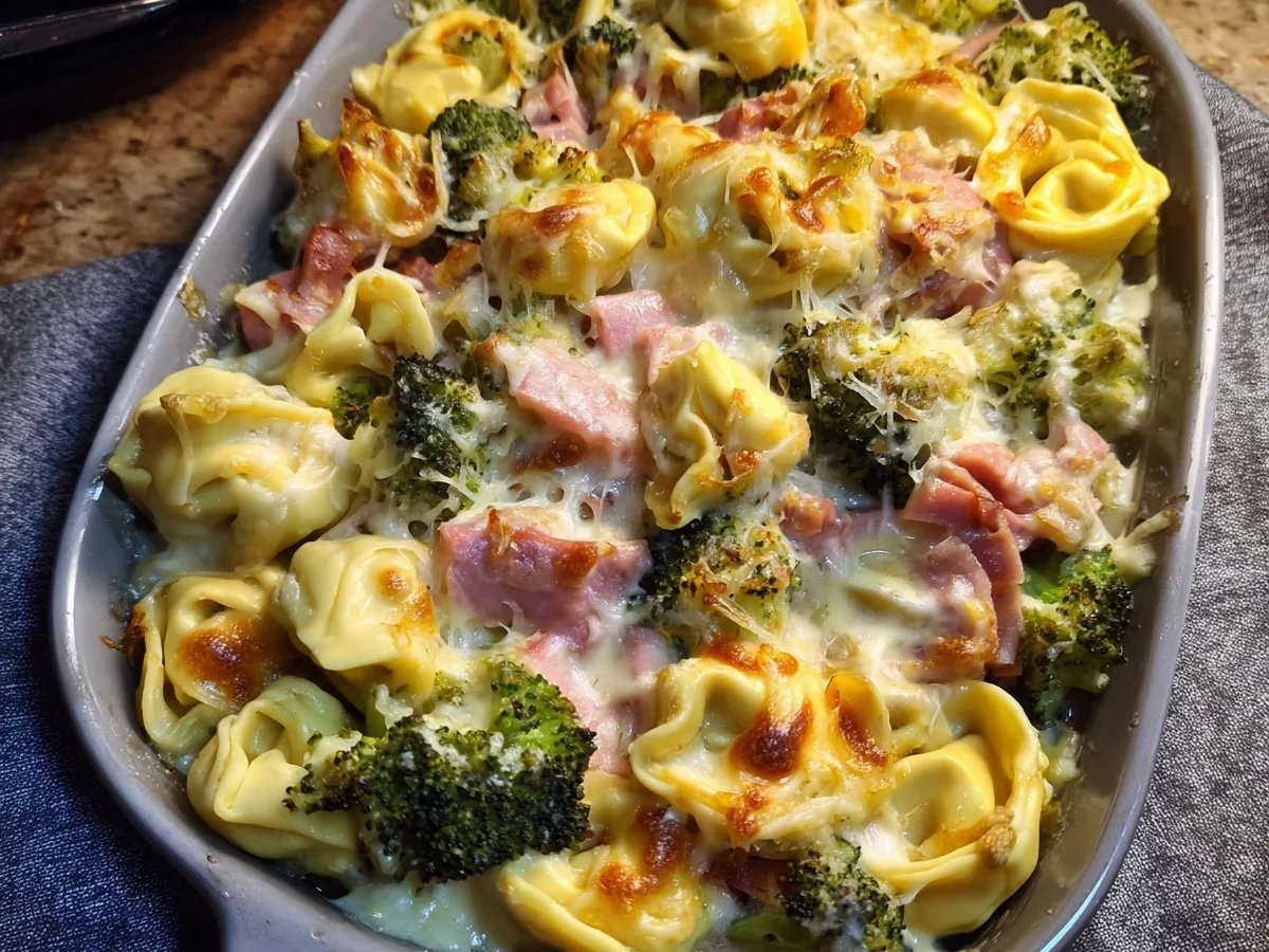 Tortellini Auflauf: Schnell mit Brokkoli & Puten-Schinken - Bild 2