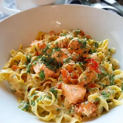 Nudeln mit Lachs Sahne Soße: Einfaches Familienrezept