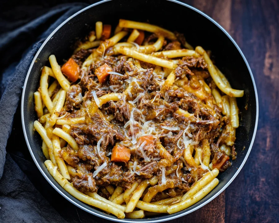 Pasta alla Genovese: Herzhafter Rindfleisch-Zwiebel-Klassiker