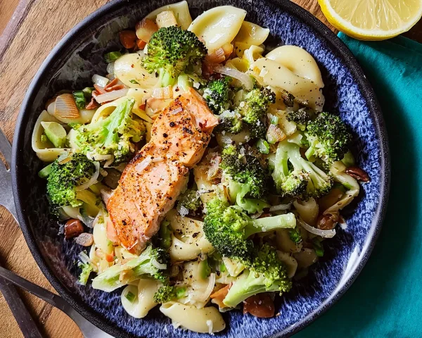Brokkoli-Lachs-Nudeln: Schnelles Hauptgericht