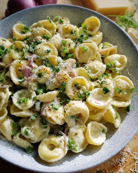 Cremige Orecchiette mit Crème fraîche: Schnelles Nudelgericht